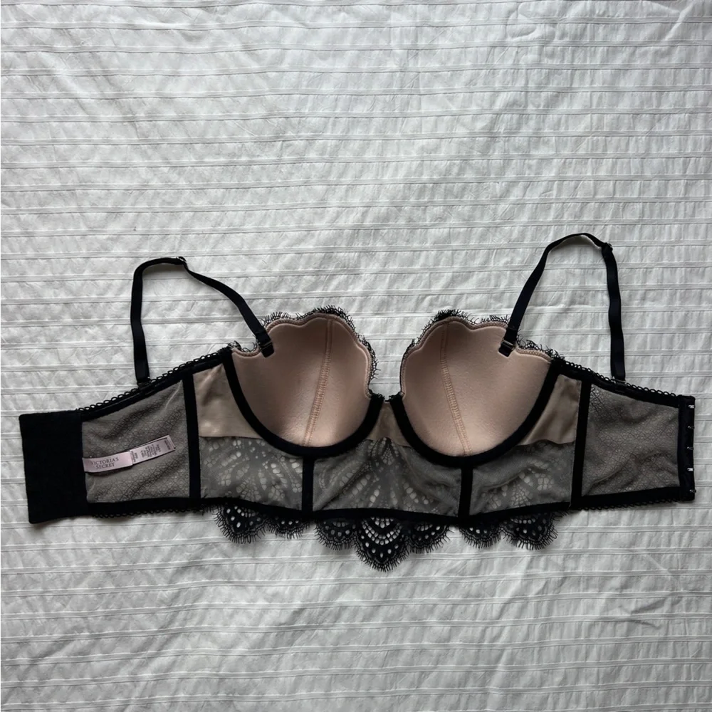 Victoria's Secret Dream Angels Lined Multi-Way Mini Lace Bustier in Black, 32D - Picture 6 of 14